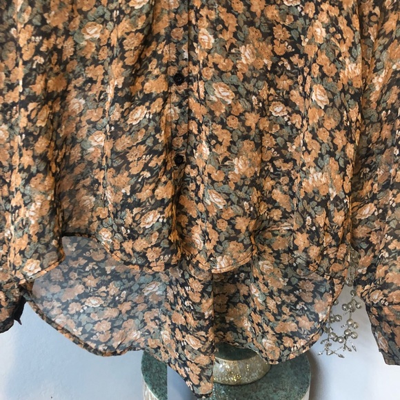 Free People dark floral Hi-Low semi sheer Top - Picture 5 of 9